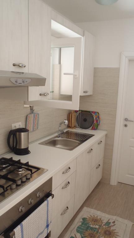 Apartman Zara Apartment Стая снимка